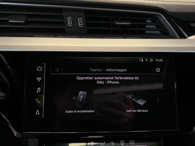 2020 AUDI E-TRON - 32