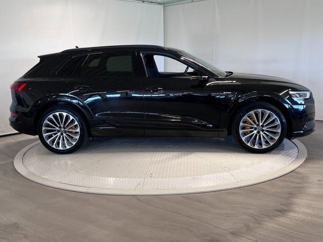 2020 AUDI E-TRON - 16