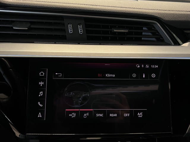 2020 AUDI E-TRON - 37