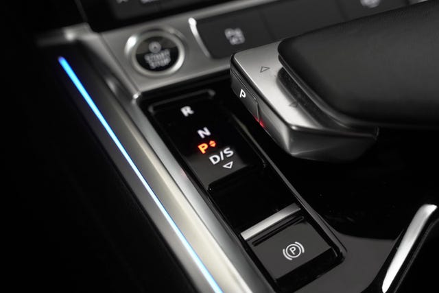 2021 AUDI E-TRON - 25