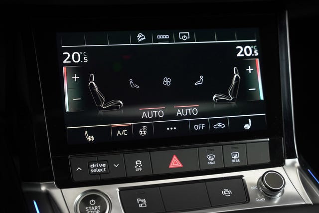 2021 AUDI E-TRON - 24