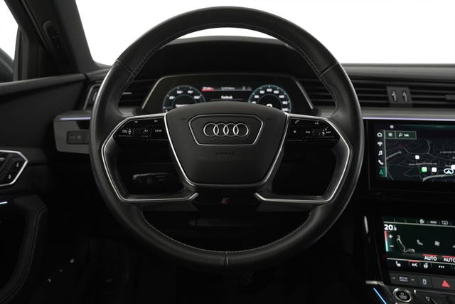 2021 AUDI E-TRON - 11