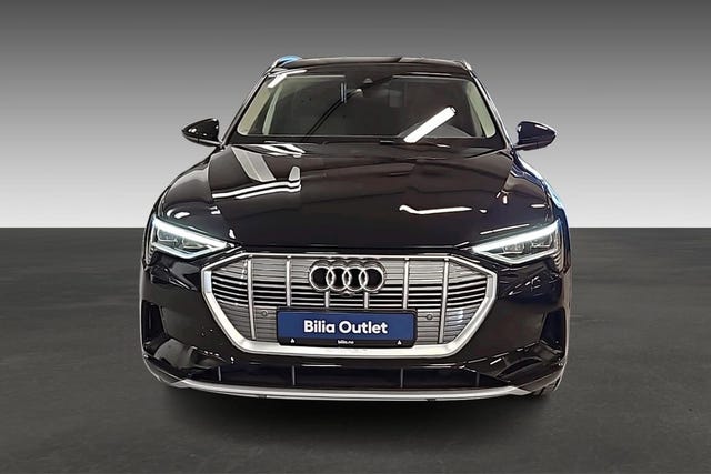 WAUZZZGEXMB004437 2021 AUDI E-TRON-1