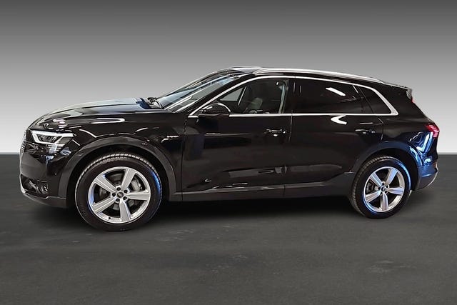 WAUZZZGEXMB004437 2021 AUDI E-TRON-3