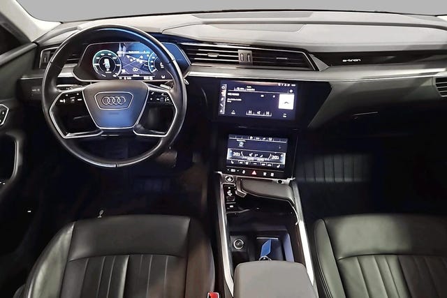 2021 AUDI E-TRON - 10