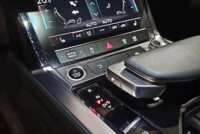 2021 AUDI E-TRON - 18
