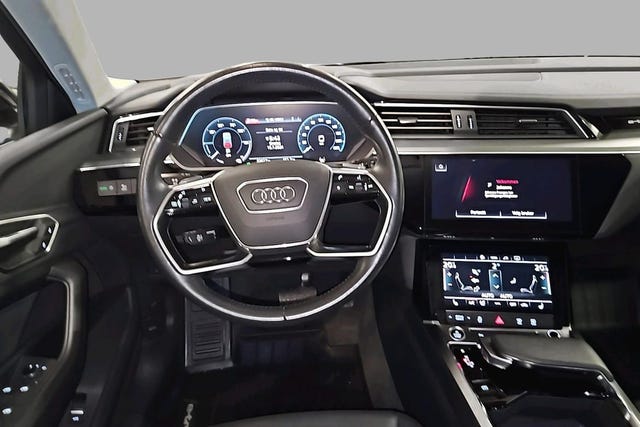 2021 AUDI E-TRON - 12