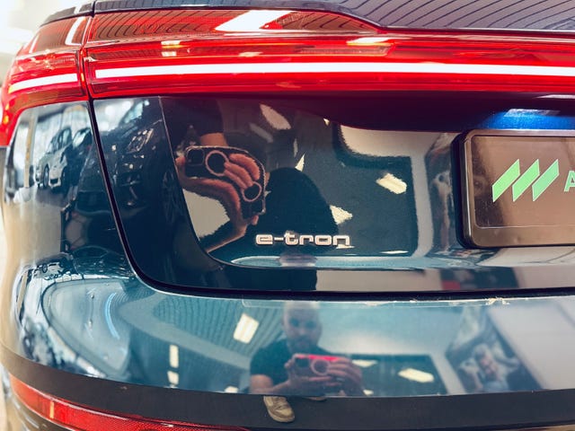 2020 AUDI E-TRON - 31