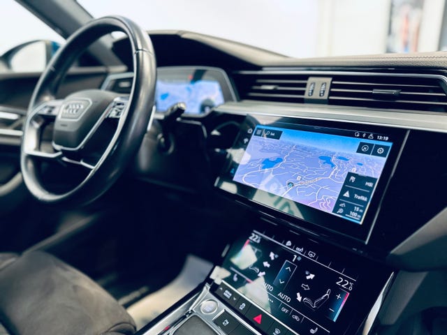 2020 AUDI E-TRON - 14