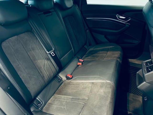 2020 AUDI E-TRON - 18