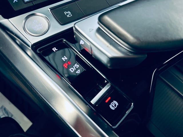 2020 AUDI E-TRON - 22