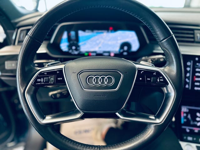 2020 AUDI E-TRON - 21