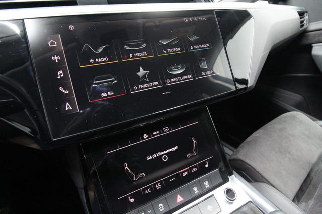 2021 AUDI E-TRON - 16