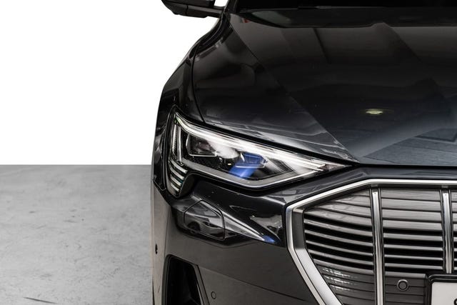 2021 AUDI E-TRON - 8