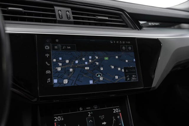 2021 AUDI E-TRON - 15