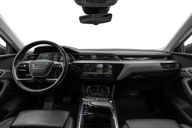 2021 AUDI E-TRON - 11