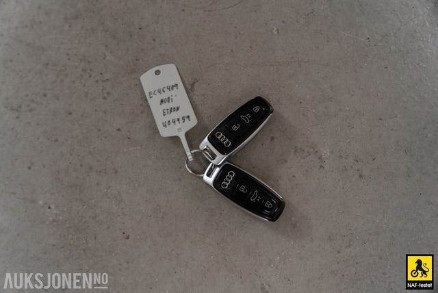 2020 AUDI E-TRON - 35