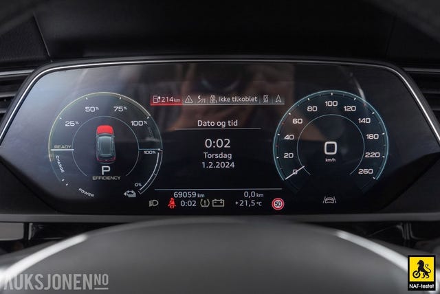 2020 AUDI E-TRON - 20