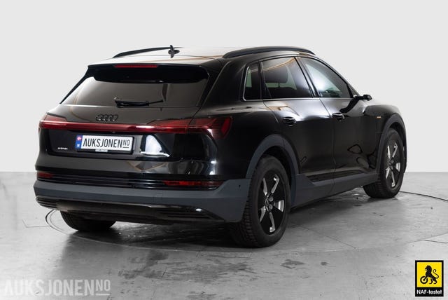 WAUZZZGE7LB021579 2020 AUDI E-TRON-1