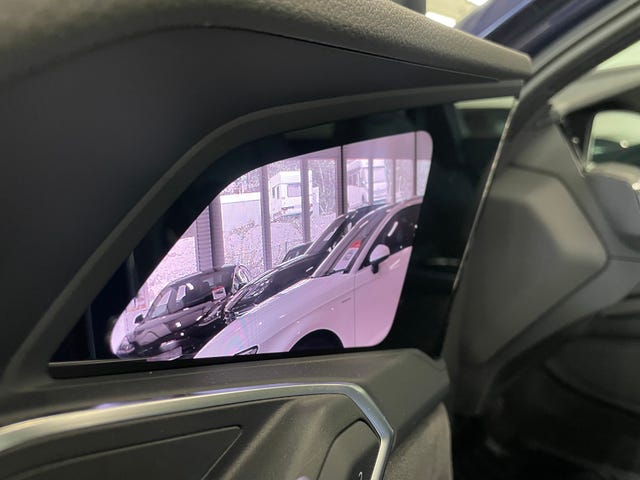 2021 AUDI E-TRON - 33