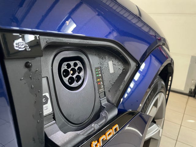 2021 AUDI E-TRON - 16