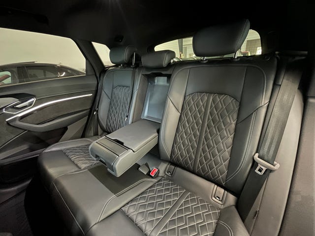 2021 AUDI E-TRON - 27