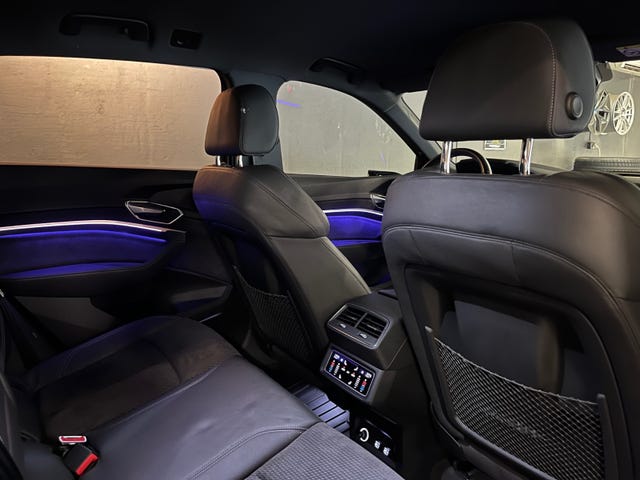 2020 AUDI E-TRON - 29