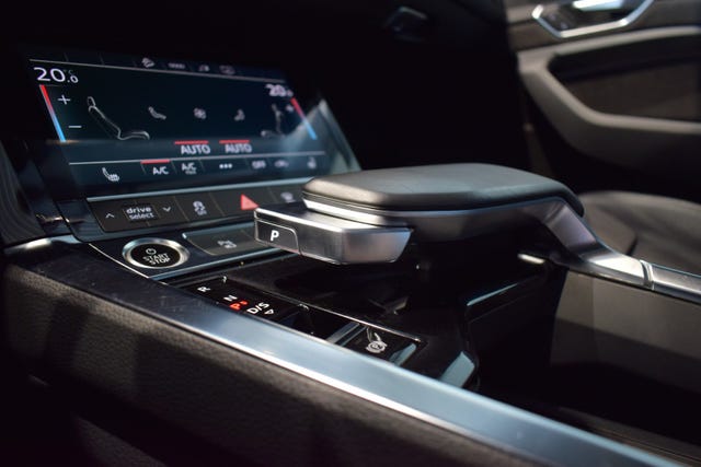 2021 AUDI E-TRON - 21