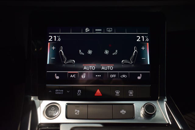 2021 AUDI E-TRON - 23