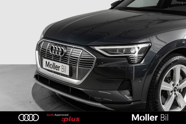 WAUZZZGE9MB042306 2021 AUDI E-TRON-4