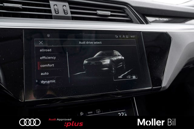 2021 AUDI E-TRON - 22