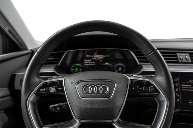 2021 AUDI E-TRON - 18
