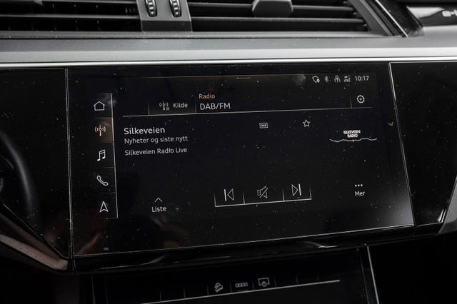 2021 AUDI E-TRON - 23