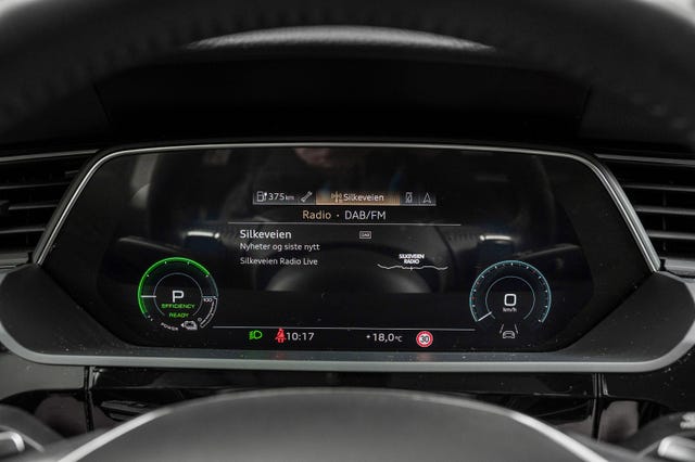 2021 AUDI E-TRON - 21