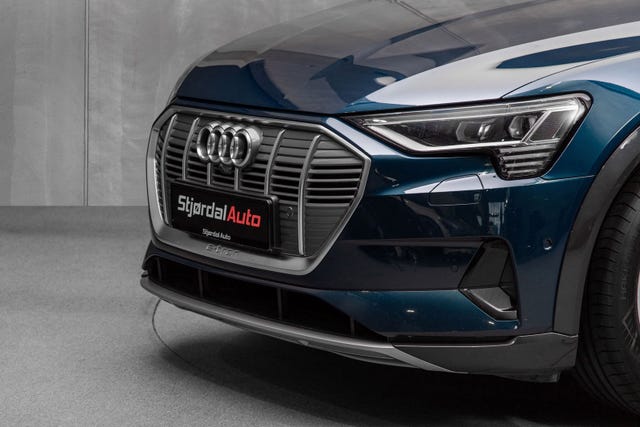 WAUZZZGE9LB023821 2020 AUDI E-TRON-1
