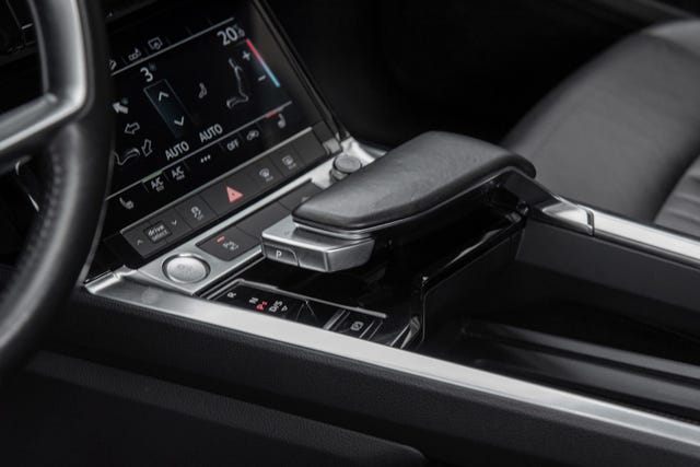 2020 AUDI E-TRON - 22