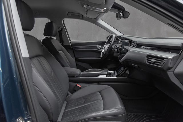 2020 AUDI E-TRON - 28