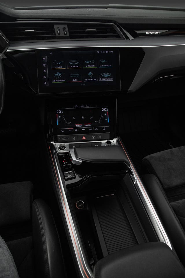 2021 AUDI E-TRON - 19
