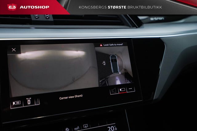 2020 AUDI E-TRON - 32