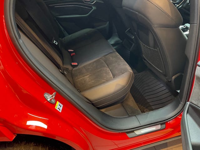 2020 AUDI E-TRON - 20
