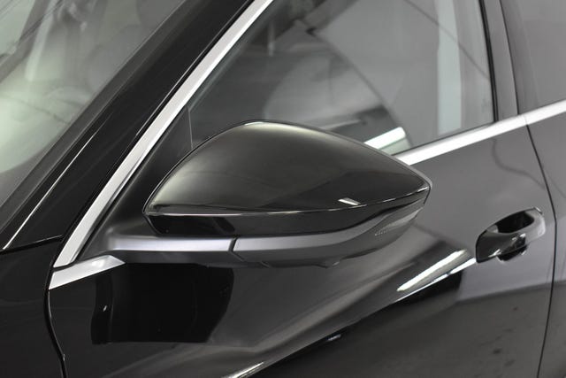 WAUZZZGE3LB013401 2020 AUDI E-TRON-5