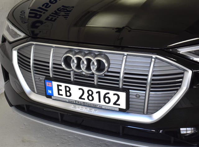 2020 AUDI E-TRON - 11