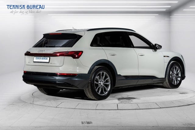 2020 AUDI E-TRON - 12