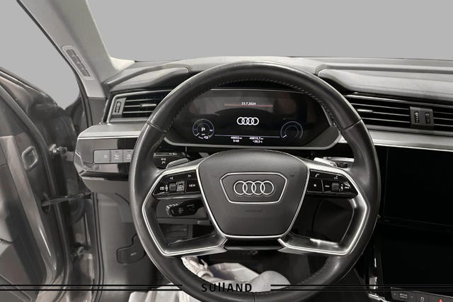 2020 AUDI E-TRON - 11