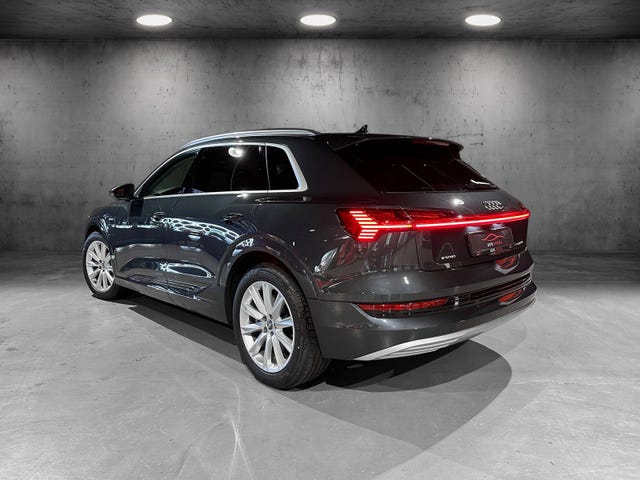 WAUZZZGE8LB038665 2020 AUDI E-TRON-4