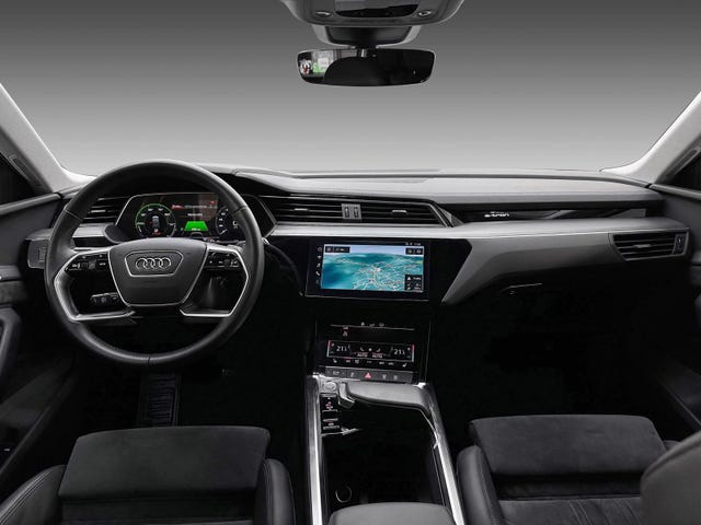 2020 AUDI E-TRON - 12