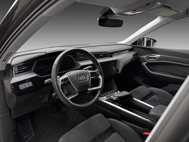 2020 AUDI E-TRON - 10