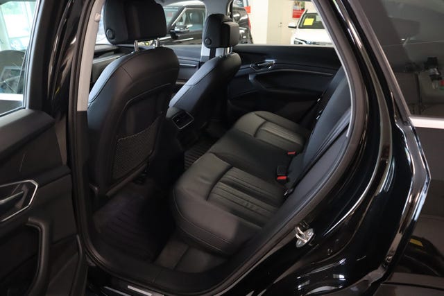 2020 AUDI E-TRON - 20