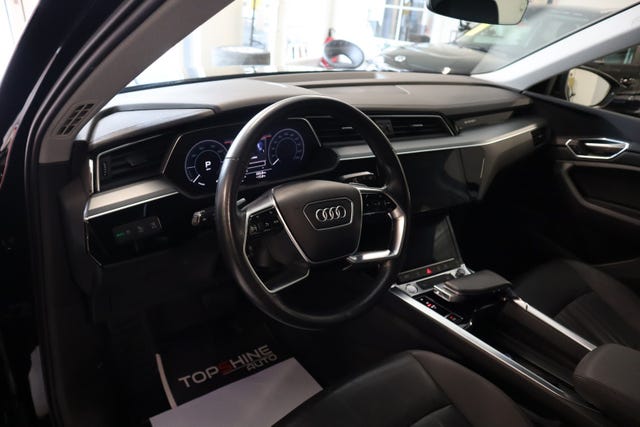 2020 AUDI E-TRON - 15