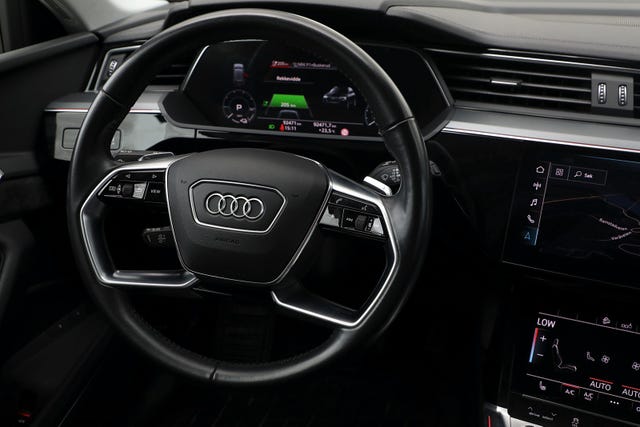 2020 AUDI E-TRON - 18